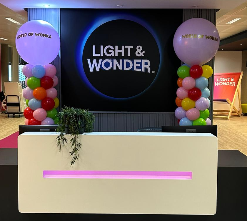 Standard Balloon Tower